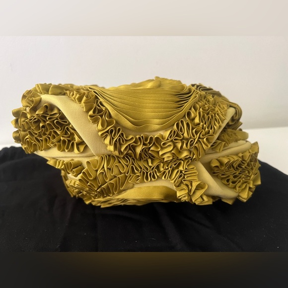 New DRIES VAN NOTEN Pleated Ruffled Satin Twisted Top Handle Bag Tote Handbag - Picture 4 of 10